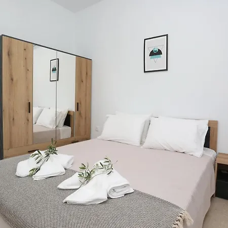 Mare Monte Luxury 2 Apartment